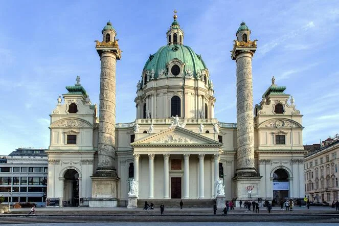 Documents Essentiels de l'Église que nous Traduisons