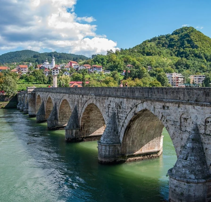 Contactez-nous pour un devis gratuit pour vos traductions en bosniaque